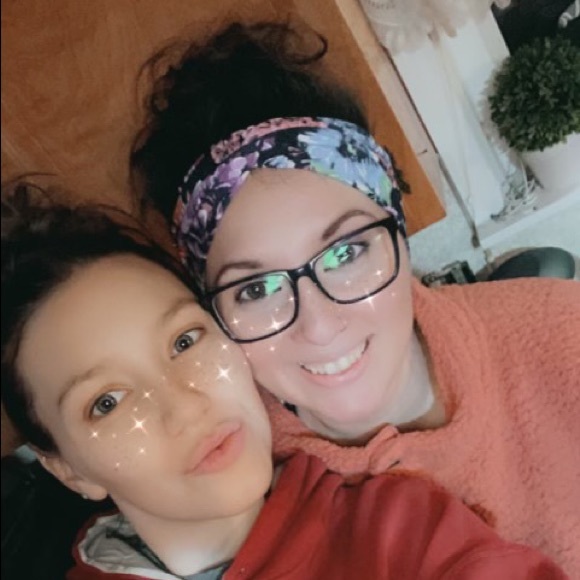 Meet your Posher, Samanths - Picture 1 of 1